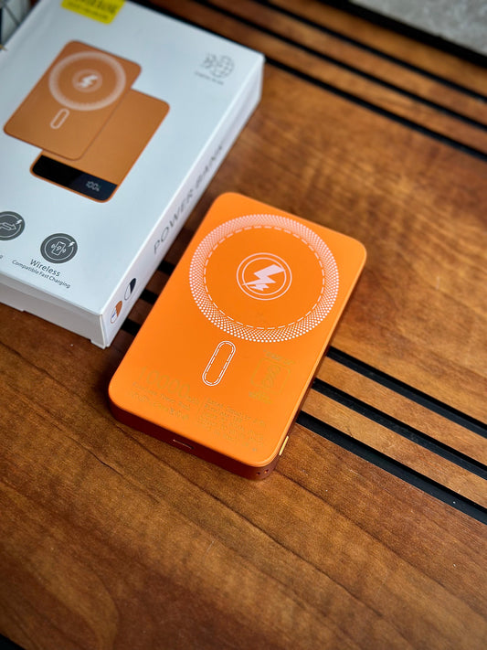 W8 Wireless Power Bank