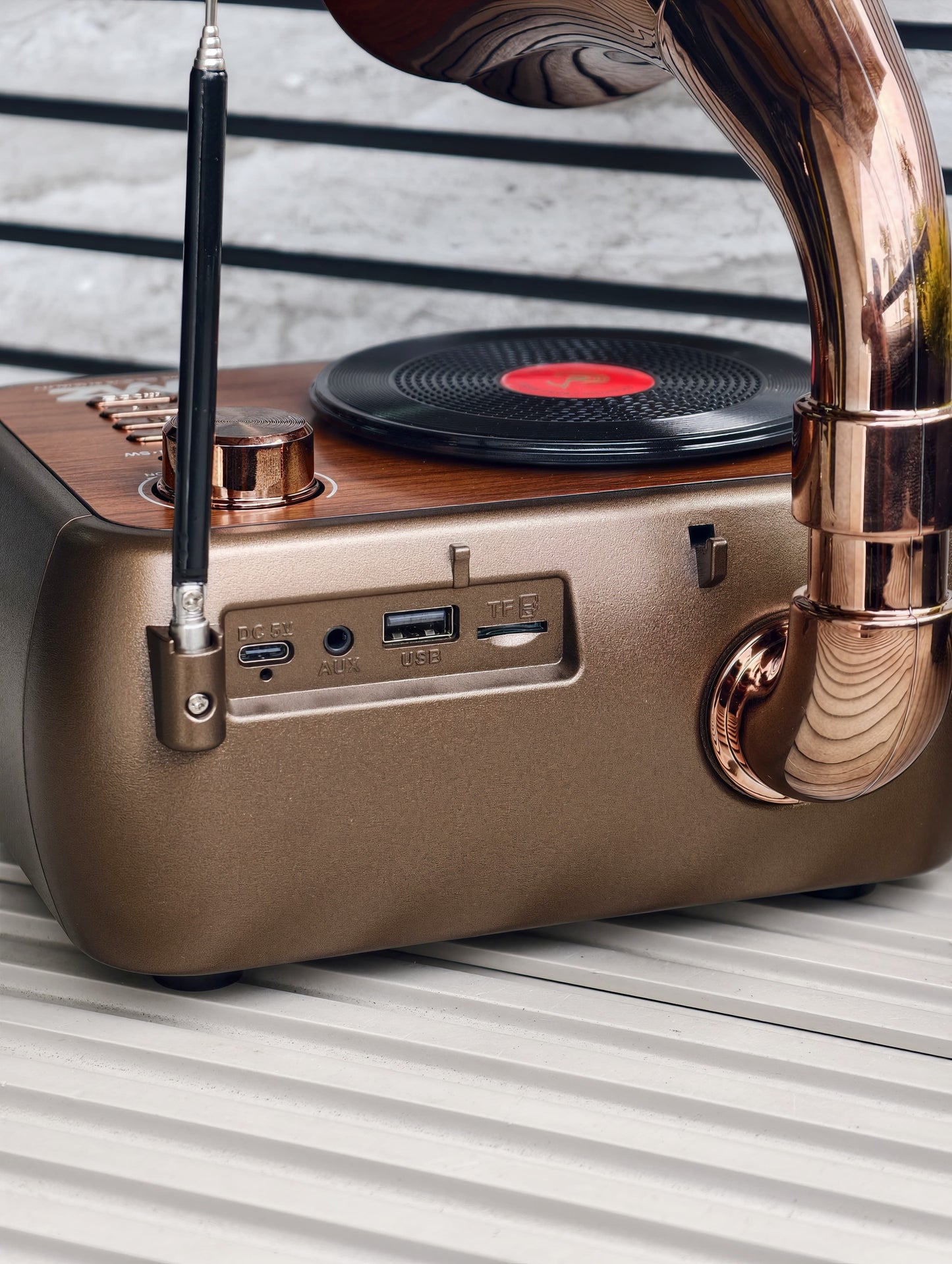 MZ Series A Retro Speaker (Model M305)