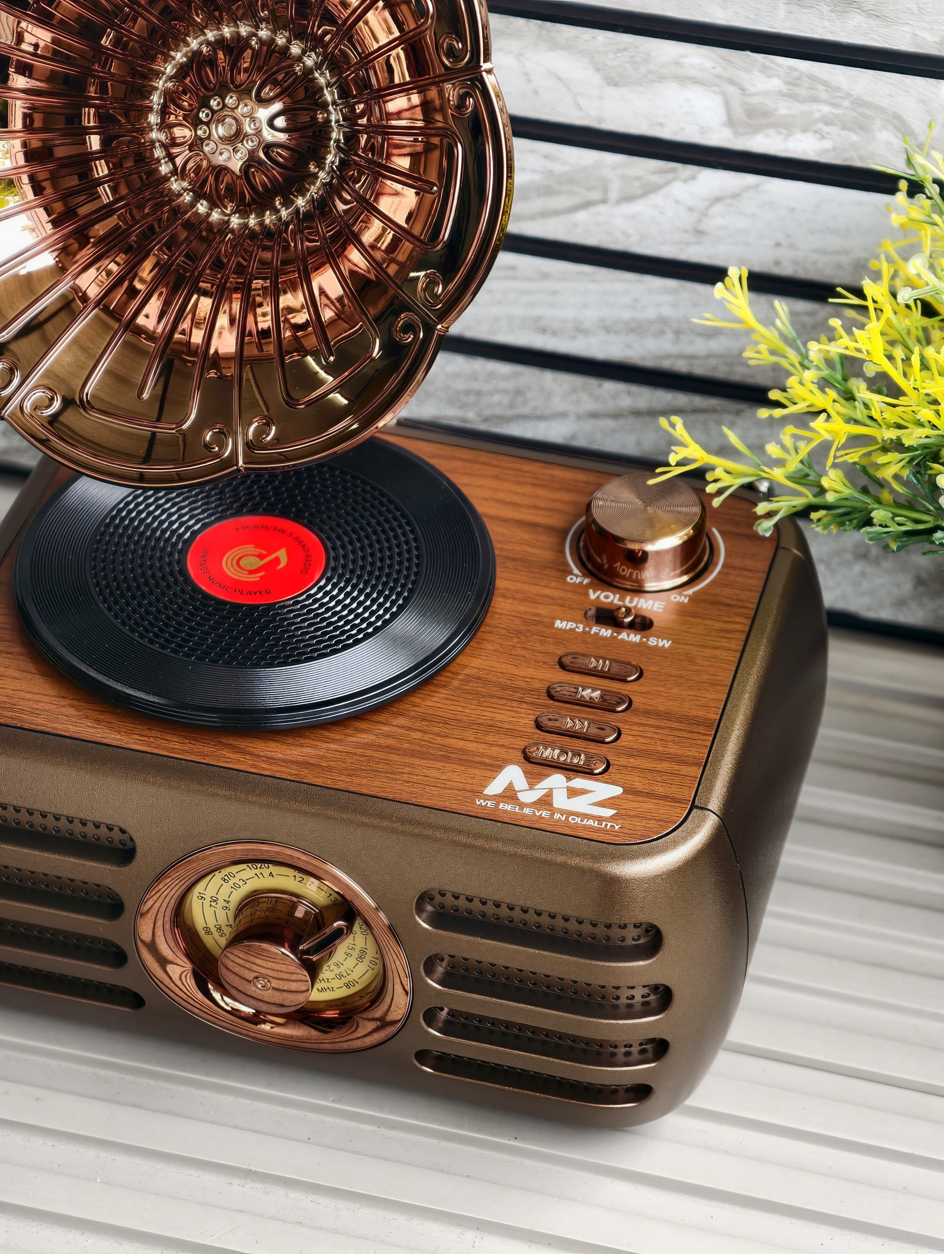 MZ Series A Retro Speaker (Model M305)